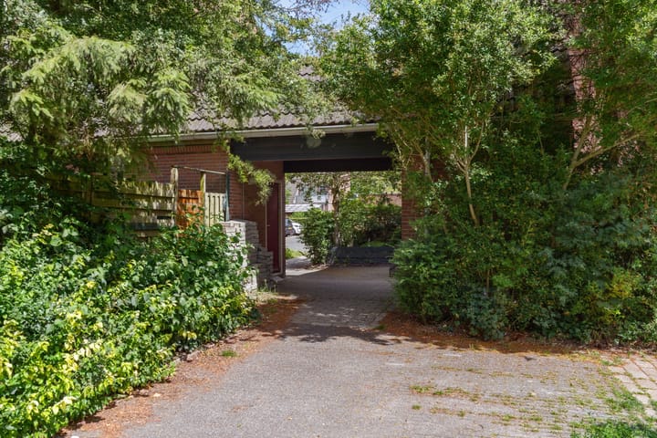 Foto 21 van Klagerstuin 34