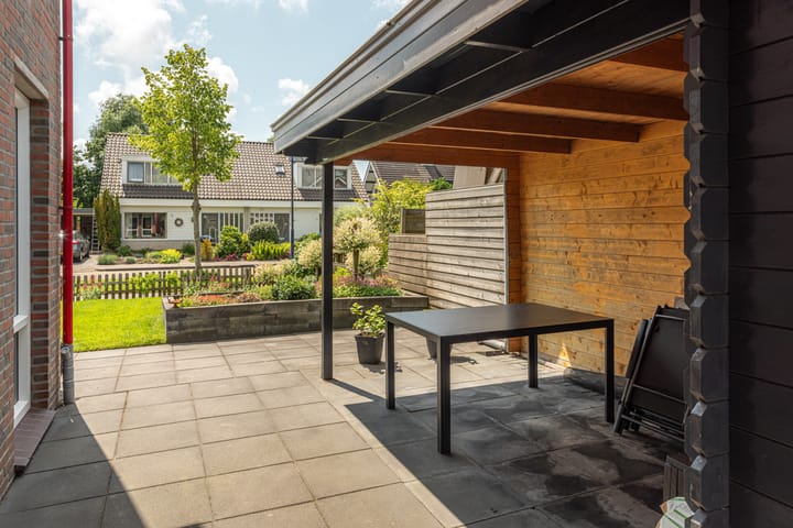 Foto 33 van Sjouke Helfrichstraat 16