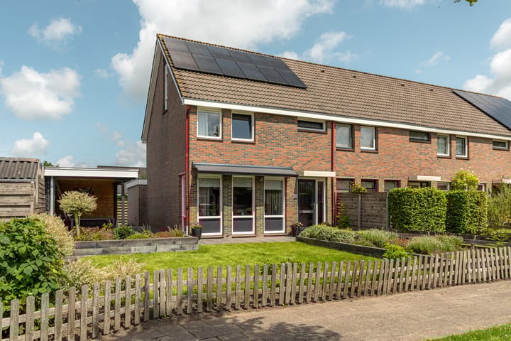 Foto 37 van Sjouke Helfrichstraat 16