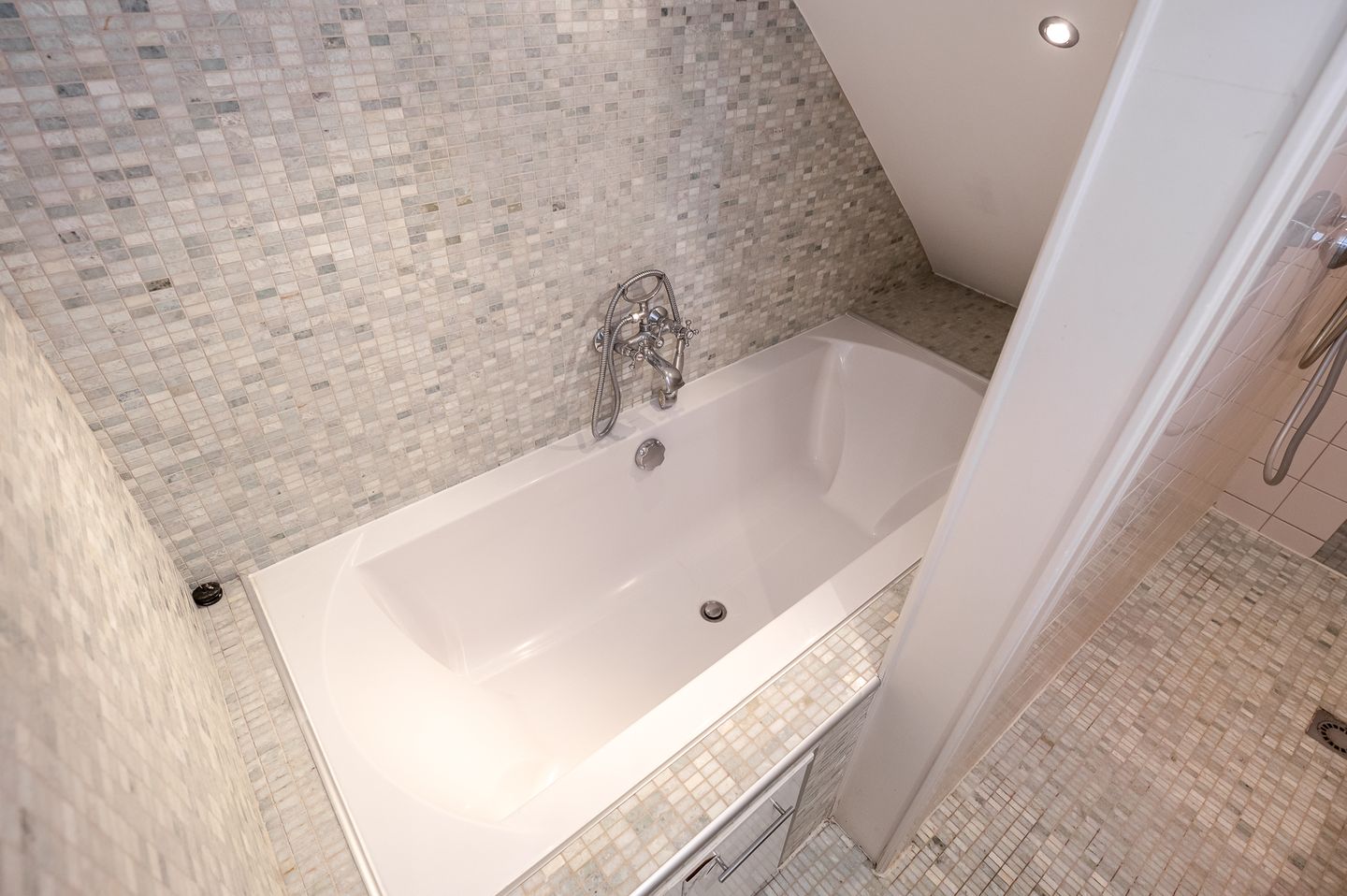 Foto 34 van Valkenboskade 105