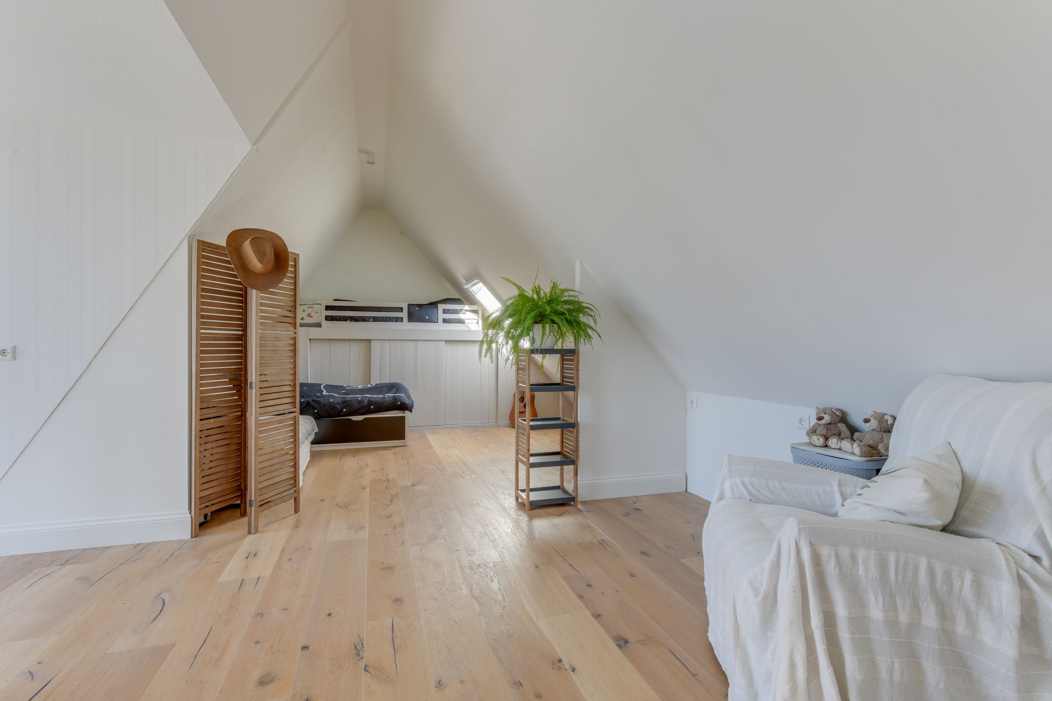 Foto 48 van Idenslaan 8-E