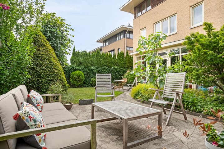 Photo 32 of Topzeil 10