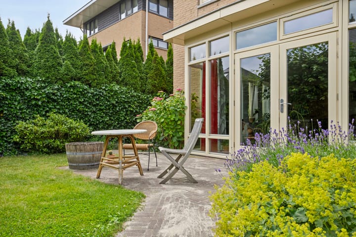 Photo 33 of Topzeil 10