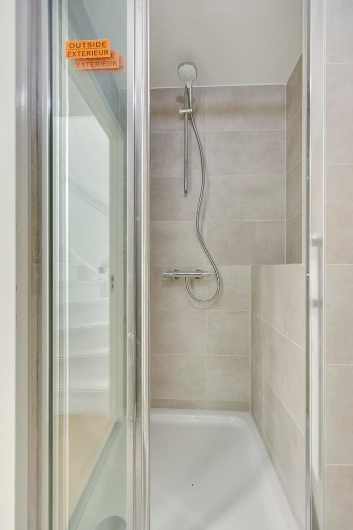 Photo 16 of Gelderstraat 56-C