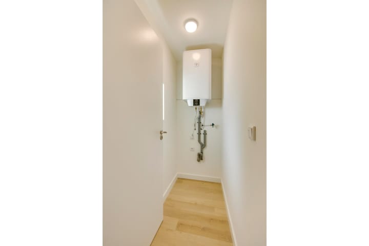 Photo 25 of Gelderstraat 56-C