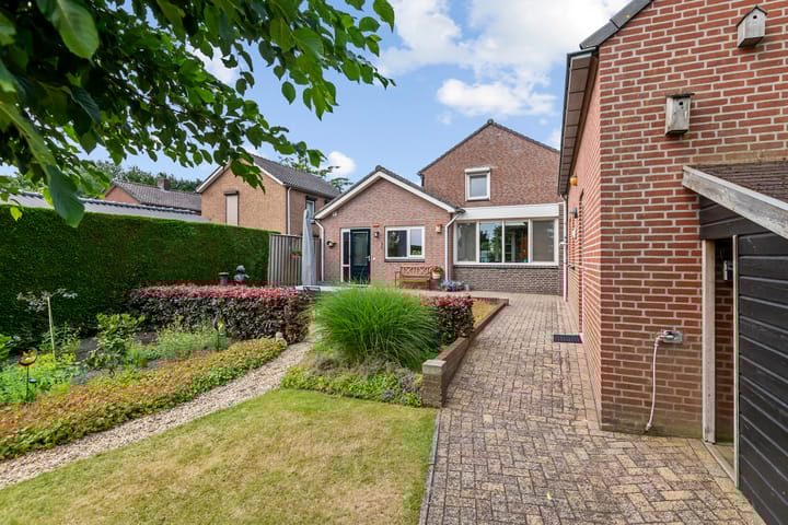 Foto 42 van Broekstraat 25