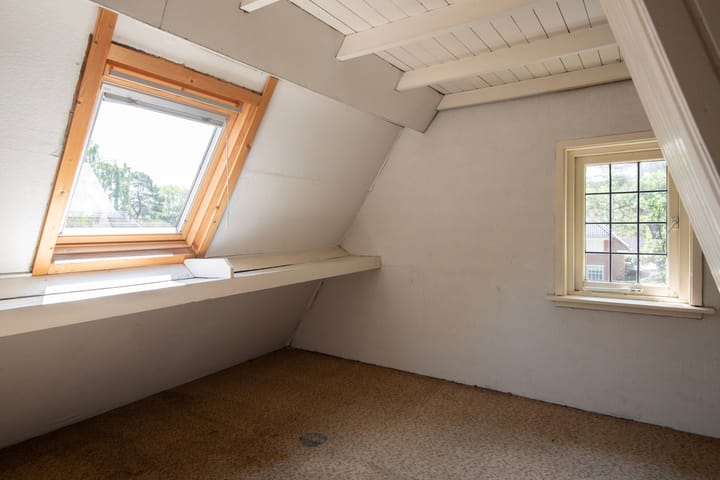 Foto 32 van Driehoek 10