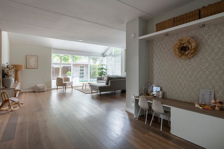 Photo 2 of Watersnip 10