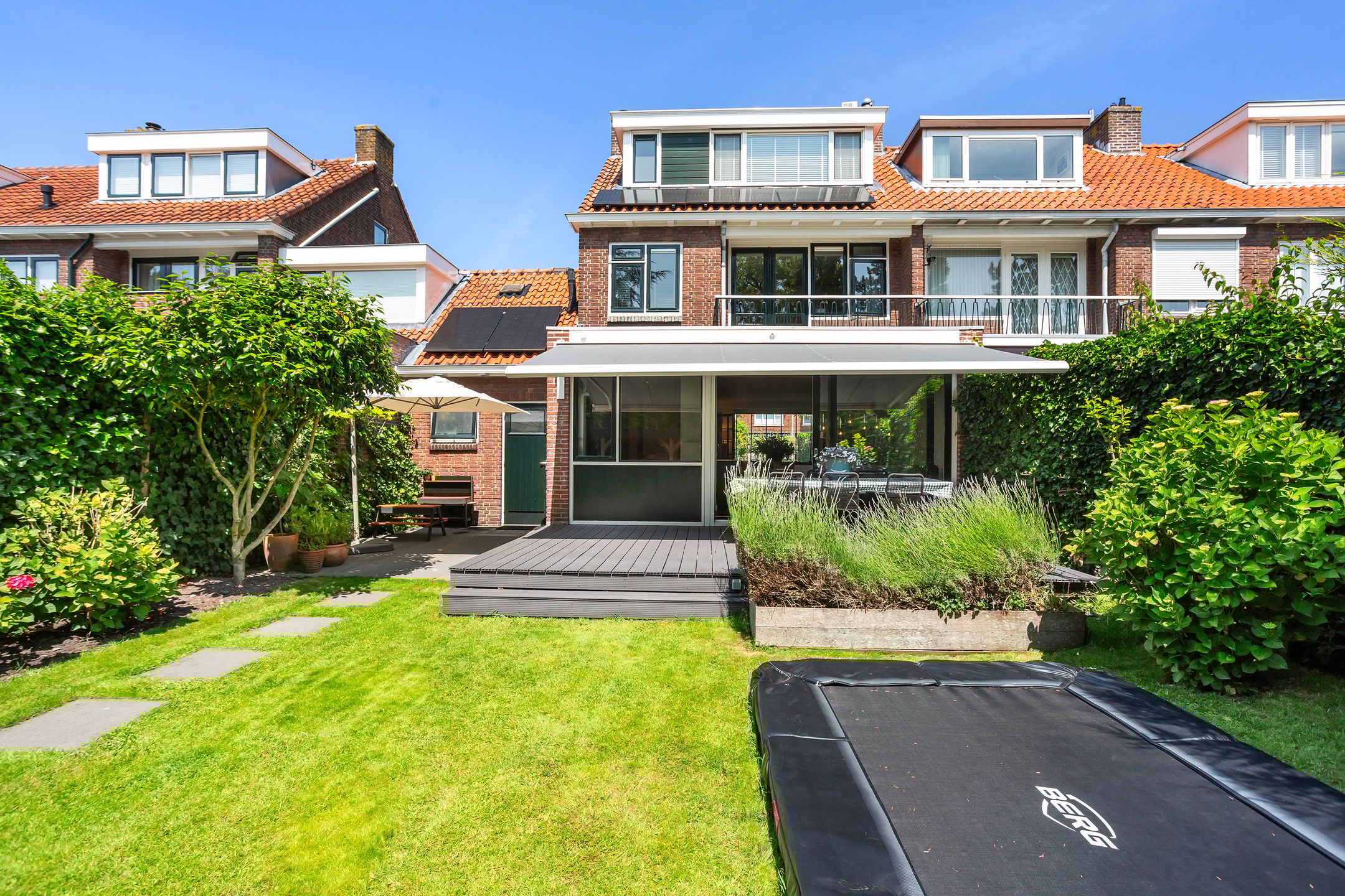 Photo 33 of Burgemeester Le Fèvre de Montignylaan 220