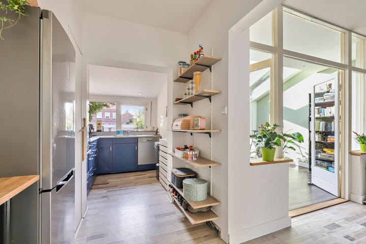 Foto 12 van Johan de Wittlaan 56