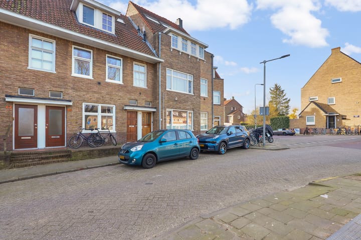 Foto 21 van Johan de Wittlaan 56