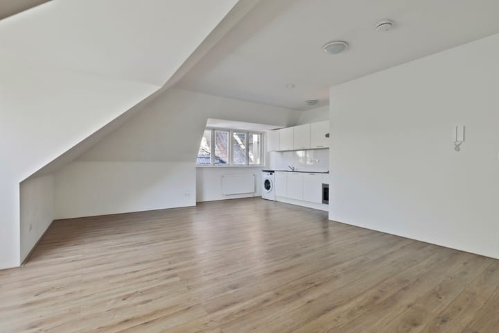 Foto 4 van Rolderstraat 1-D