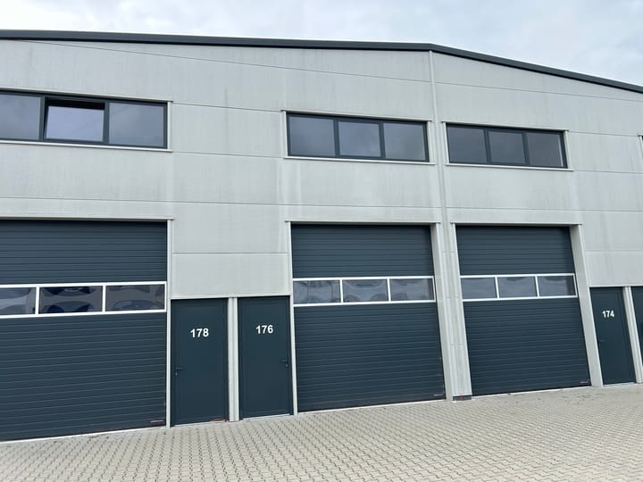 Beneluxweg 176, Zuidbroek