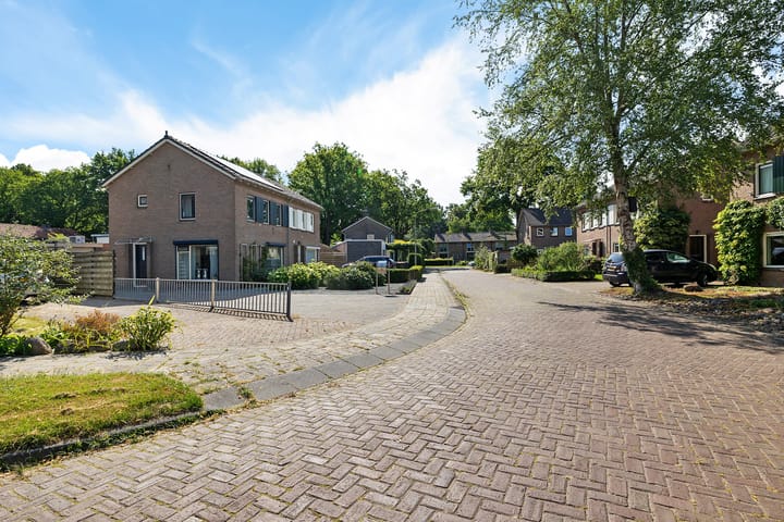 Foto 35 van Heidelaan 4