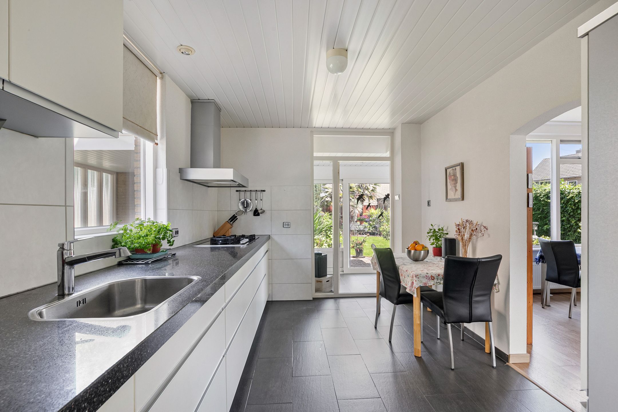 Photo 12 of Klapstraat 27