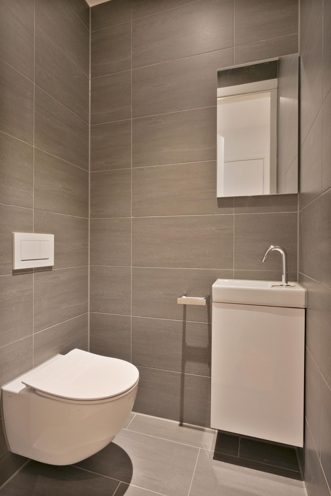 Photo 13 of Nieuwezijds Voorburgwal 118-B