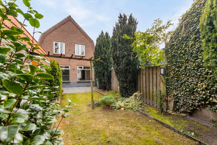 Foto 33 van Hezelaarstraat 12