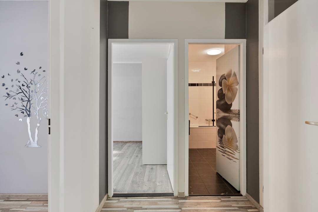 Foto 8 van Strevelsweg 227