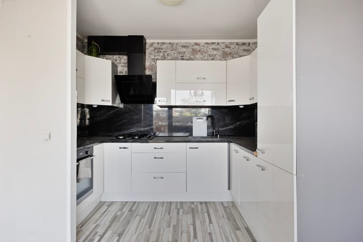 Foto 12 van Strevelsweg 227