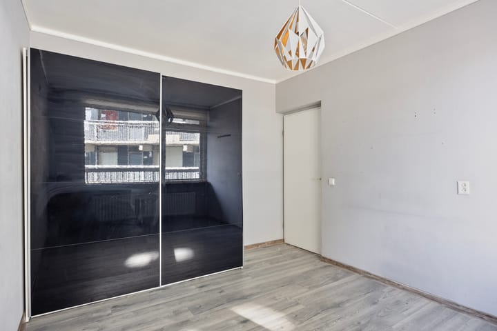 Foto 17 van Strevelsweg 227