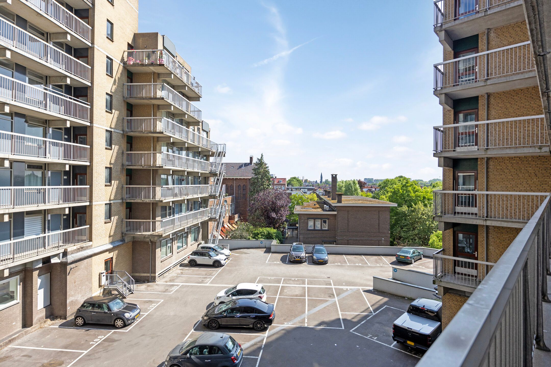 Foto 18 van Strevelsweg 227