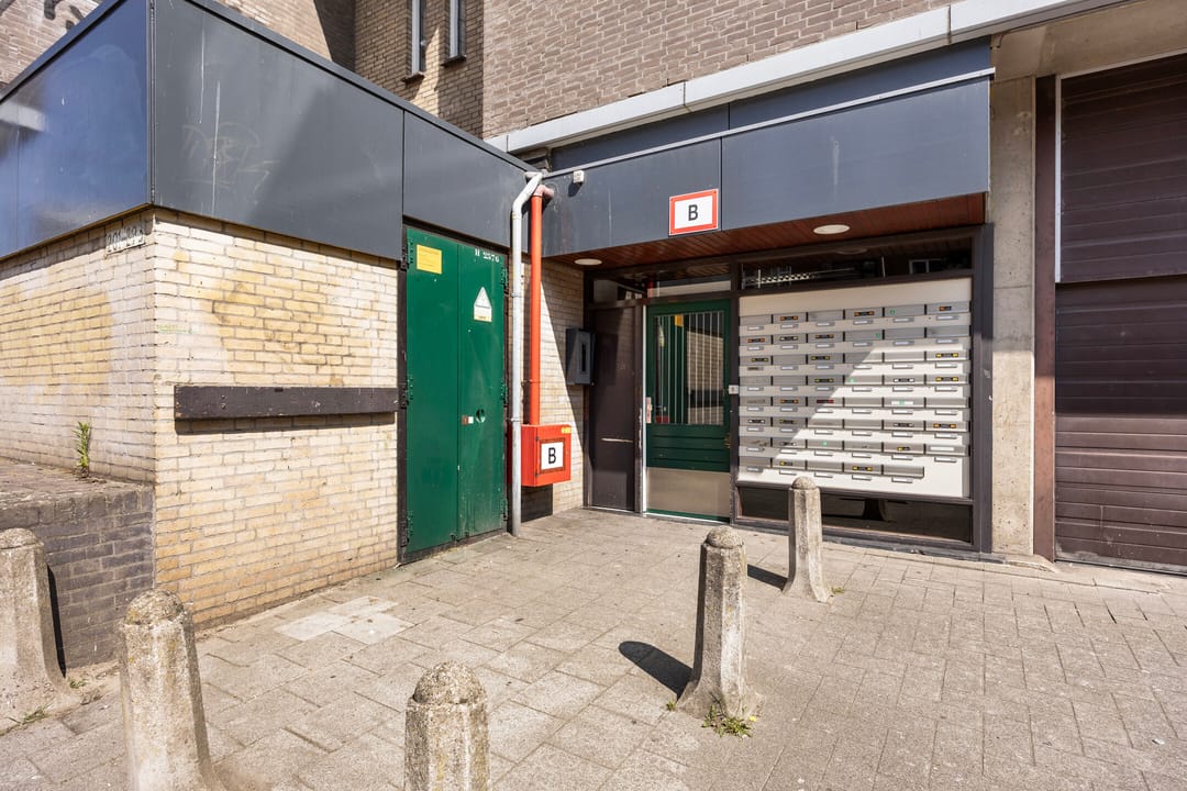 Foto 23 van Strevelsweg 227