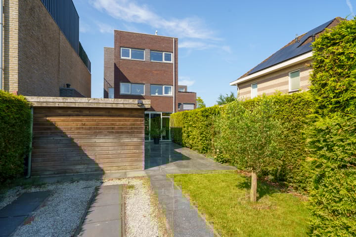 Foto 1 van Kapitein Robstraat 4