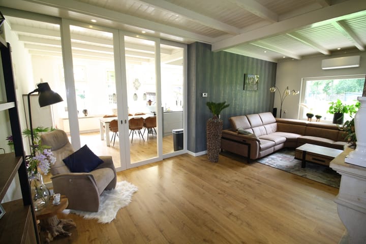 Foto 8 van Westeinde 320