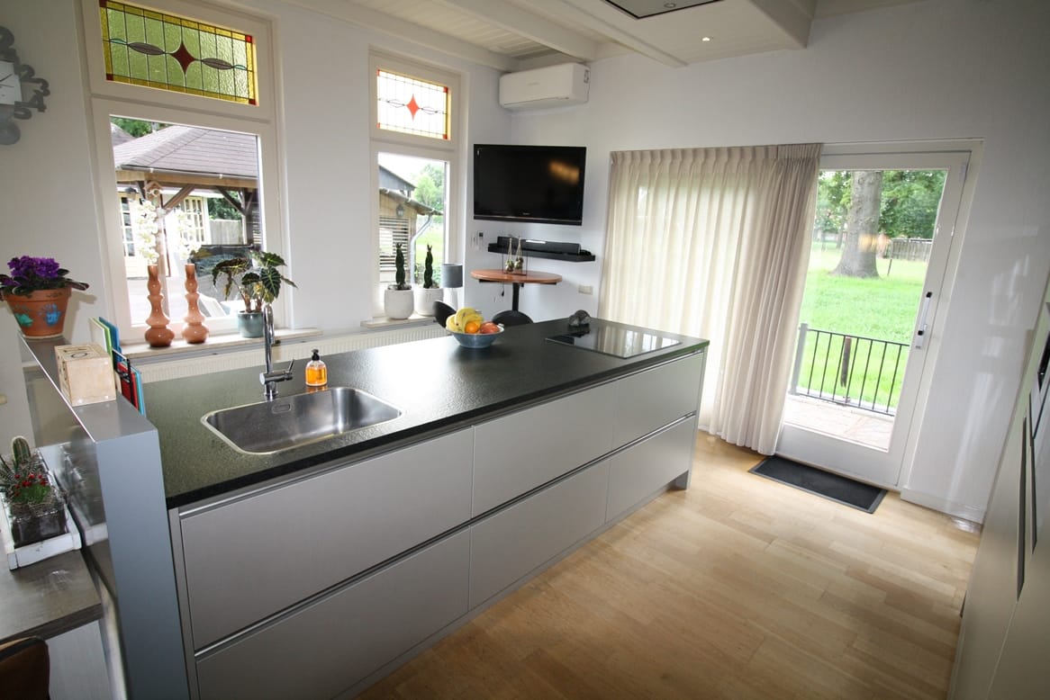 Photo 10 of Westeinde 320