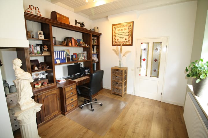 Foto 15 van Westeinde 320