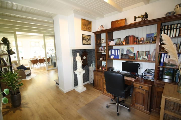 Foto 16 van Westeinde 320