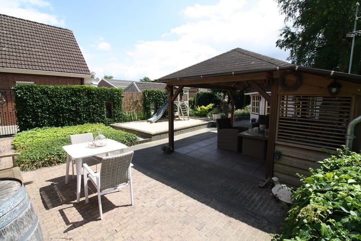 Foto 44 van Westeinde 320