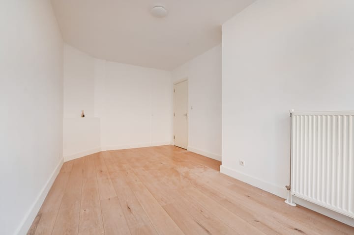 Foto 12 van Velpsestraat 107