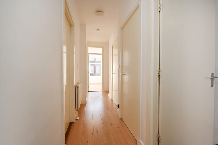 Foto 22 van Velpsestraat 107