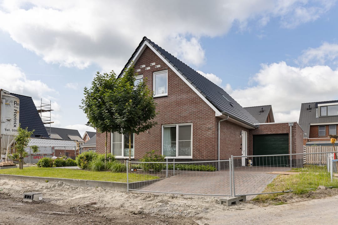 Photo 1 of Delfstraat 46