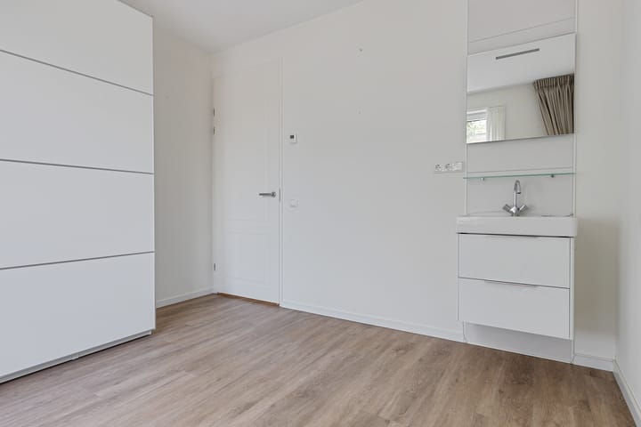 Foto 17 van Delfstraat 46