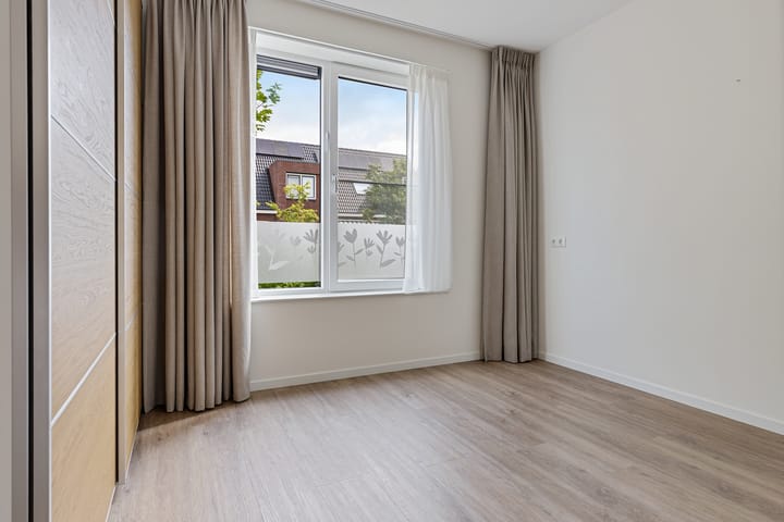 Foto 18 van Delfstraat 46