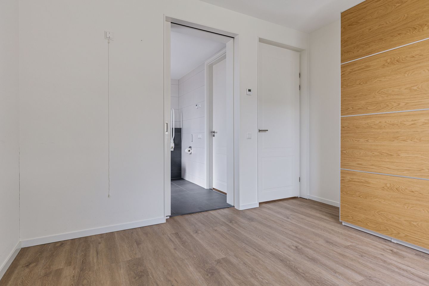 Photo 19 of Delfstraat 46