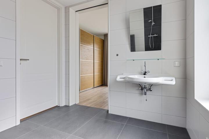 Foto 21 van Delfstraat 46