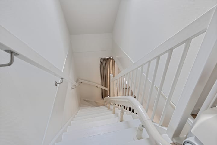 Foto 22 van Delfstraat 46