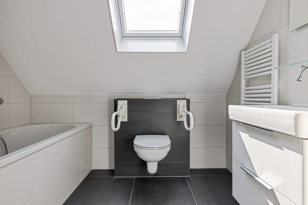 Photo 28 of Delfstraat 46