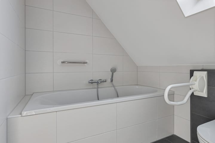 Foto 29 van Delfstraat 46