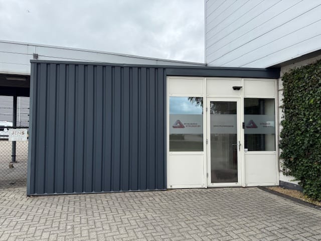View photo 3 of Industrieweg 43
