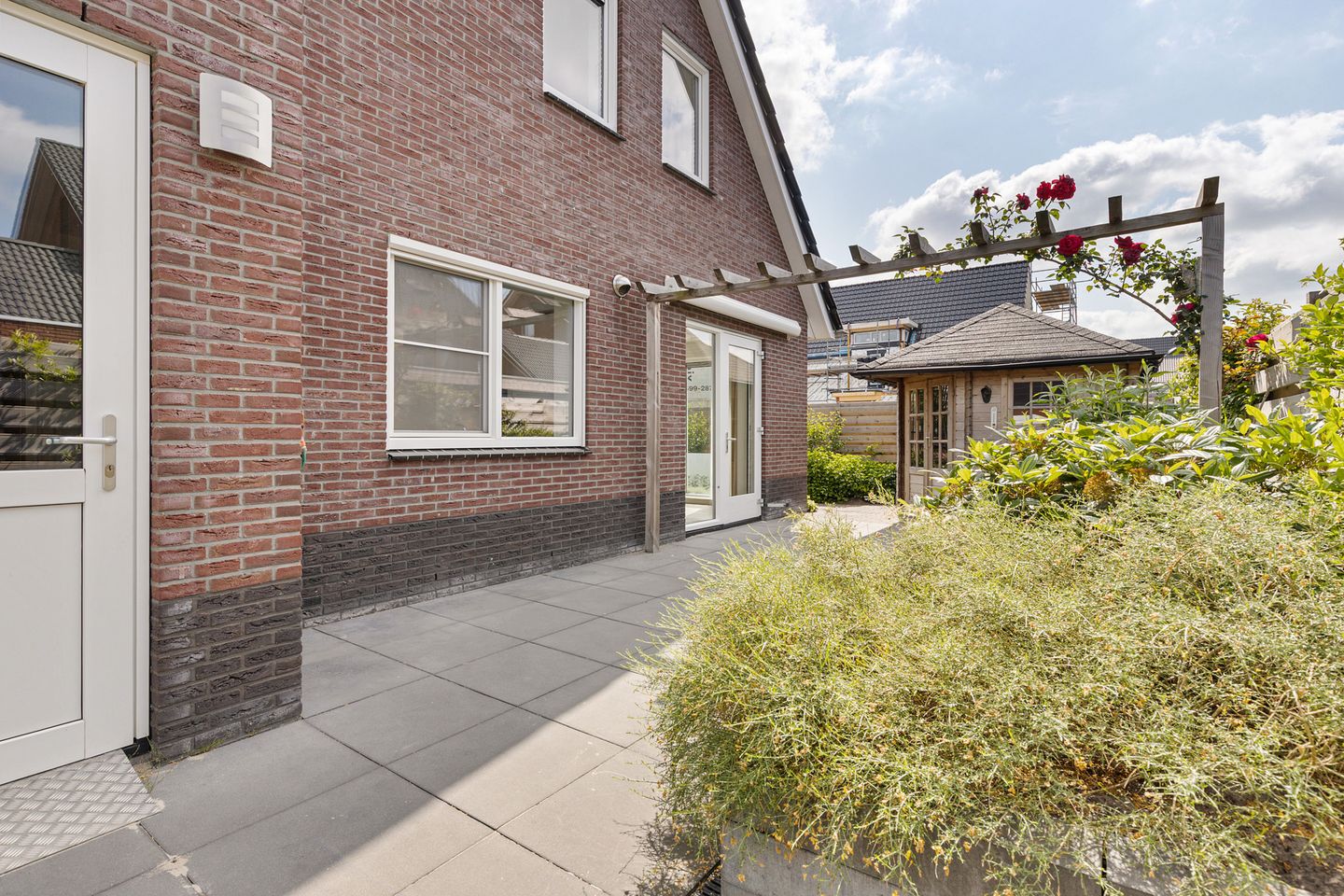 Photo 35 of Delfstraat 46