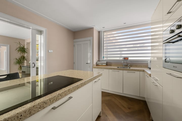 Foto 11 van Industrieweg 1