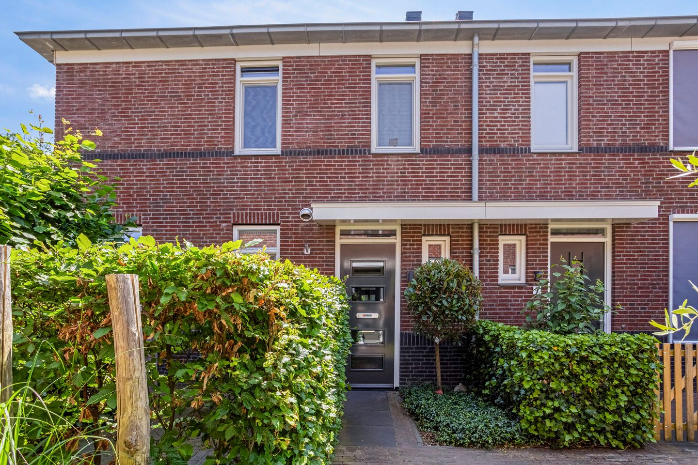 Boezeroen 5 main image