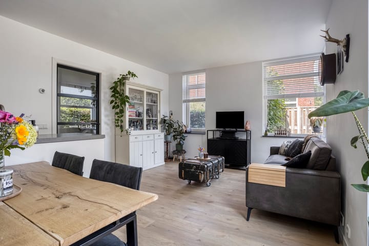 Foto 2 van Boezeroen 5