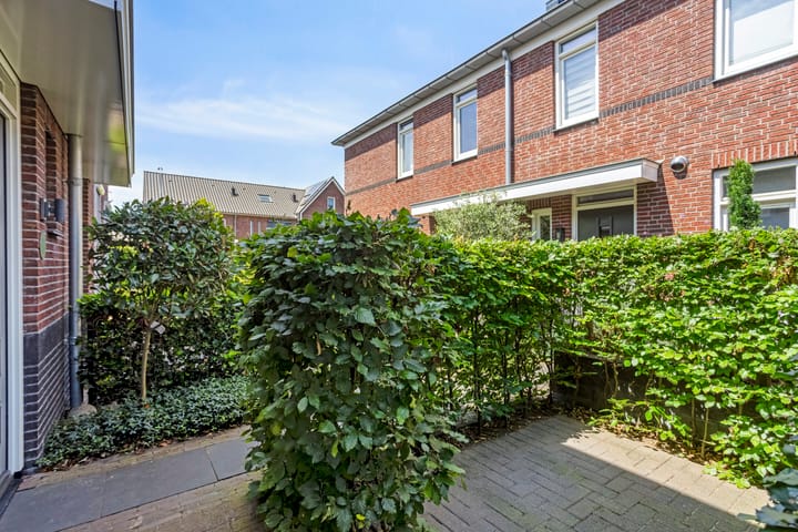 Photo 6 of Boezeroen 5