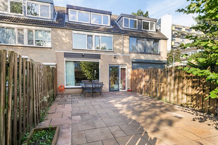 Foto 2 van Middelveldstraat 64