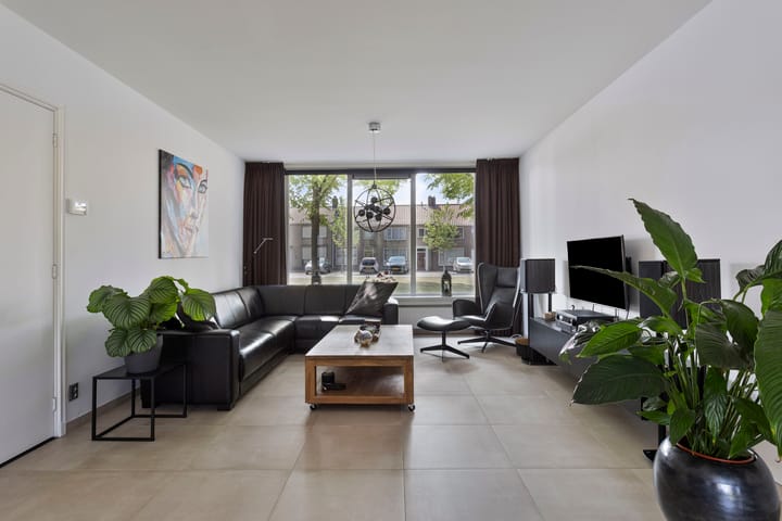 Foto 10 van Lange Heerenstraat 9